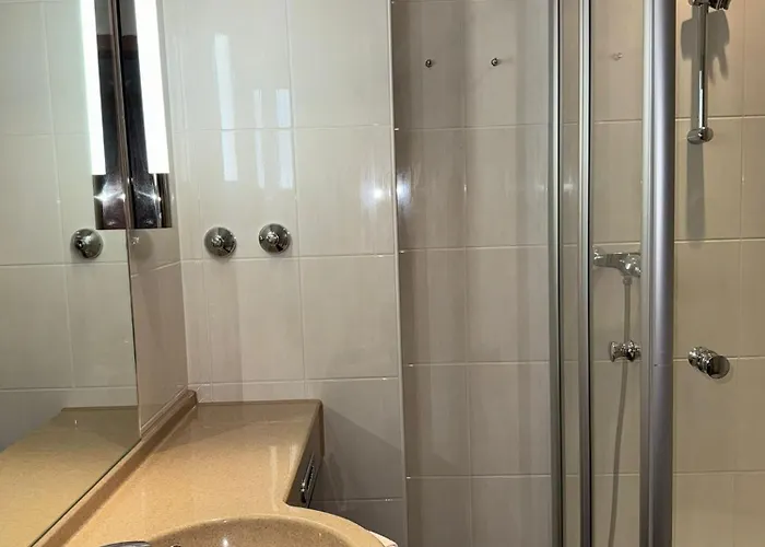 Chesamia U 公寓式酒店 *